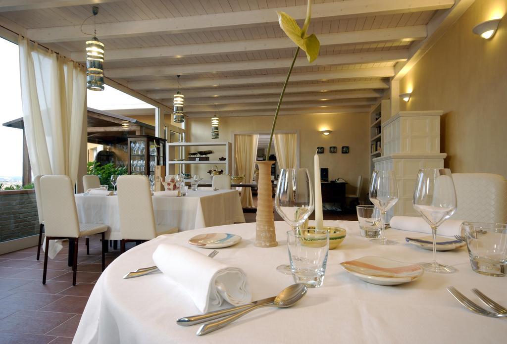 Locanda Belvedere Saludecio Extérieur photo